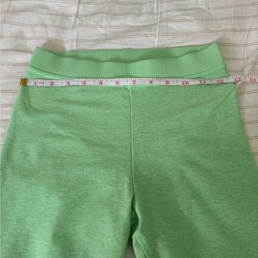 Alo High-waist Alosoft capri - Picture 5 of 6